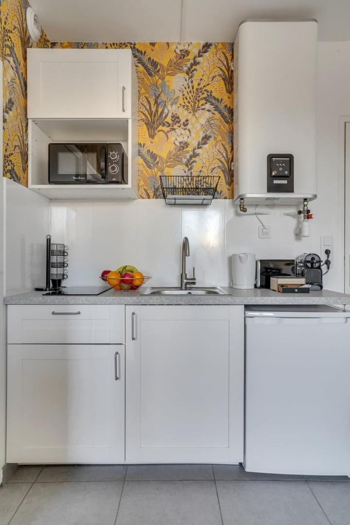 808 Chic Suite - Superb Apartment Баньоле Екстериор снимка